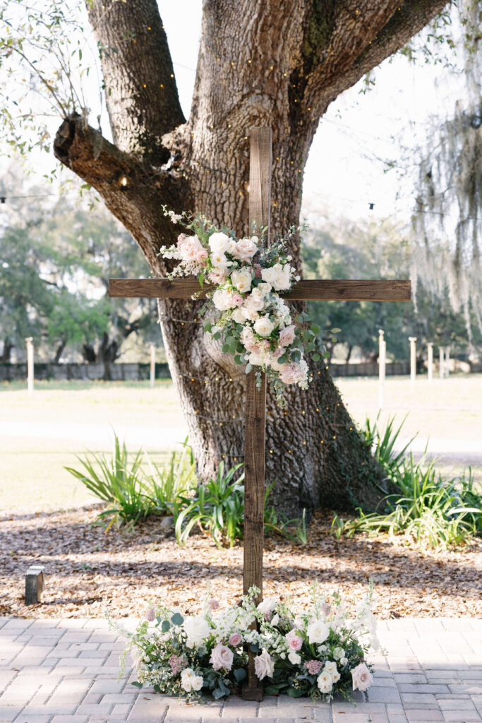 Central Florida Wedding Floral Cross